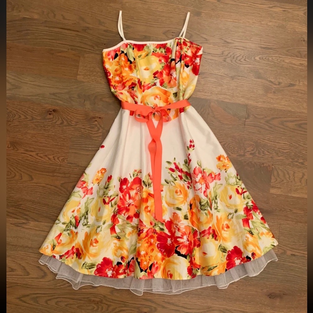 Dressbarn floral strappy sleeveless belted fit & flare Swing dress Sz 4